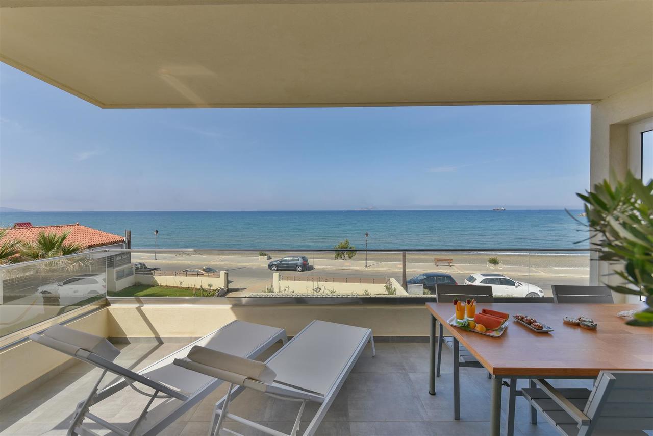 Rodia Beach Suites Kokkinos Pirgos Exterior photo